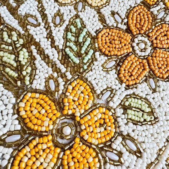 Tahari Home Floral Fully Beaded Round Place Mats Set of 2 - Picture 9 of 9